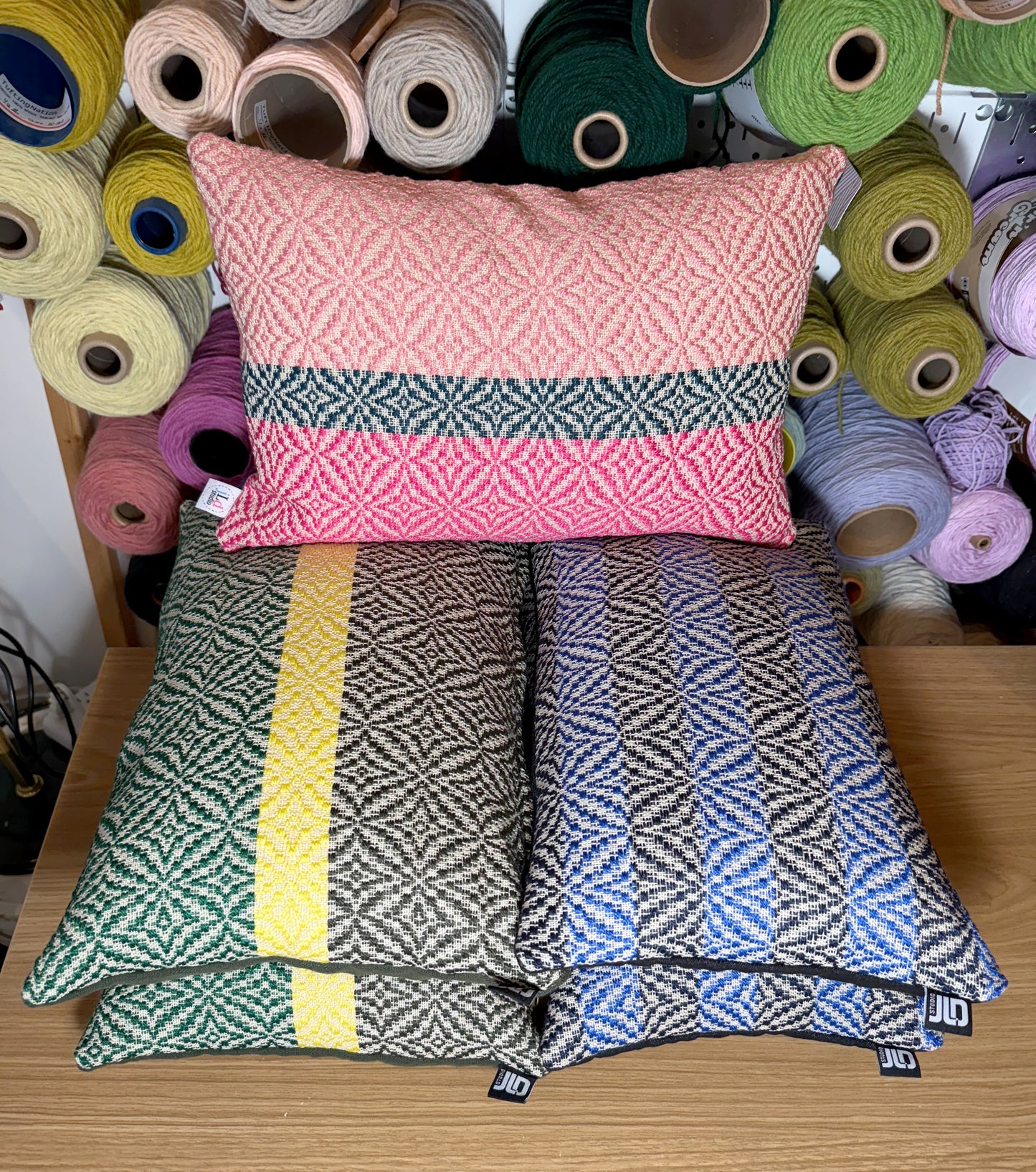 'estrellita' lumbar pillow (2025)