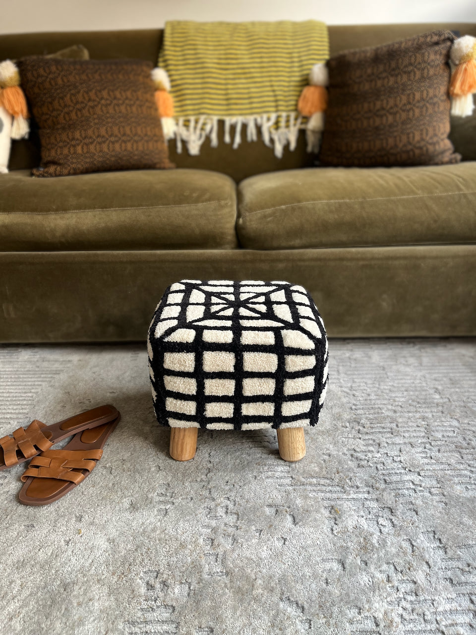 tufted footstool - web